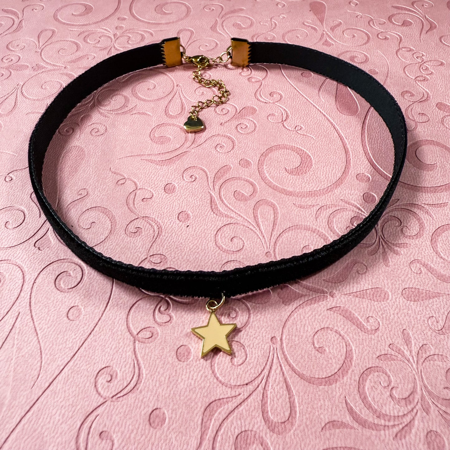 Enamel Star Velvet Choker Necklace