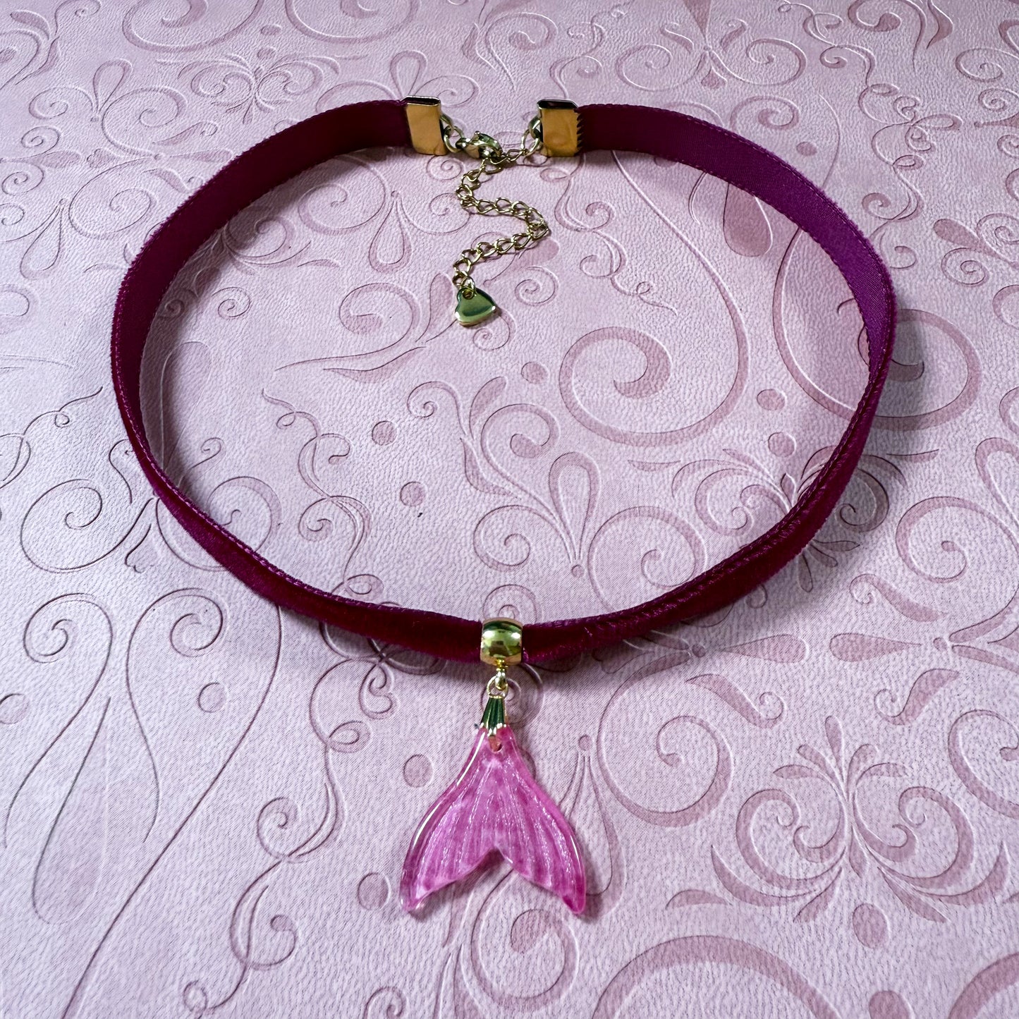 Glass Mermaid Tail Velvet Choker Necklace
