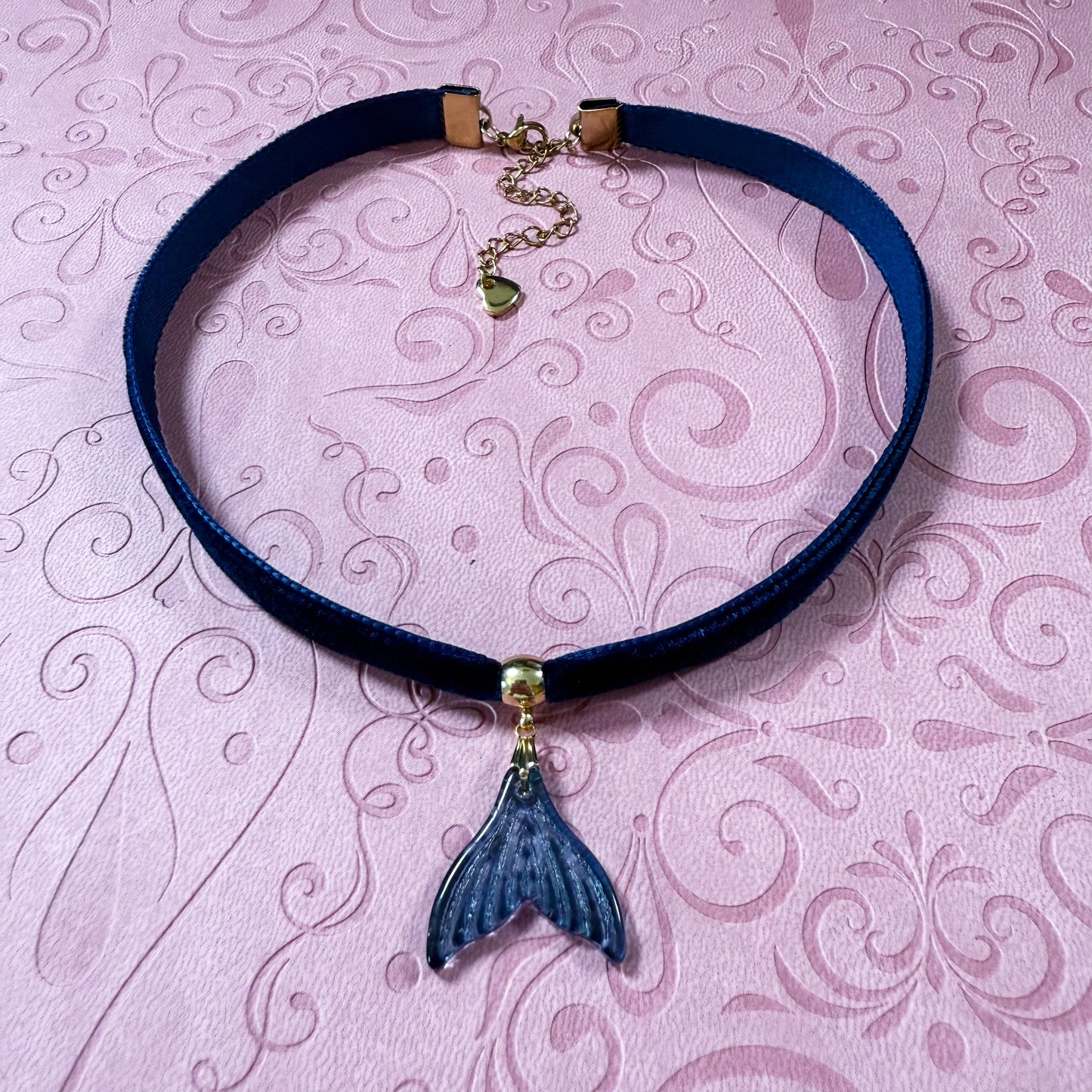 Glass Mermaid Tail Velvet Choker Necklace