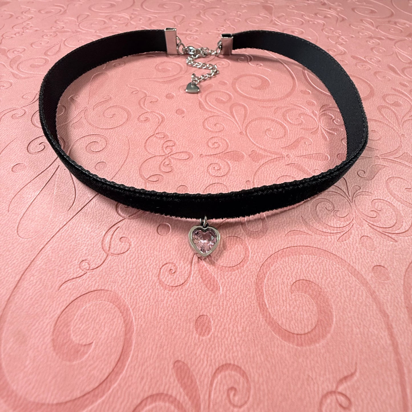 Silver Heart Gem Velvet Choker Necklace