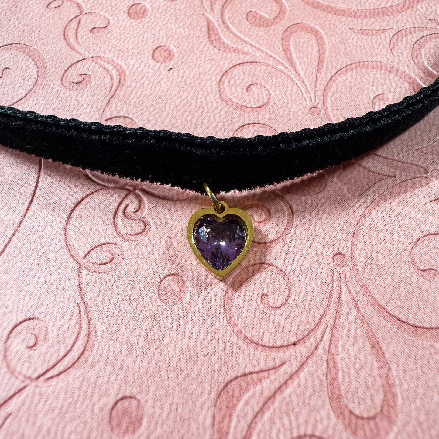 Gold Heart Gem Velvet Choker Necklace