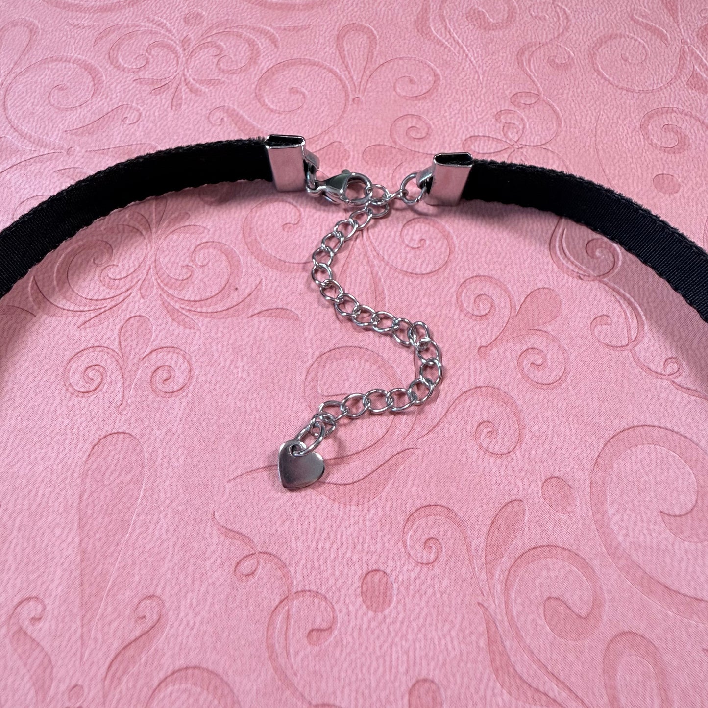 Black Heart Velvet Choker Necklace