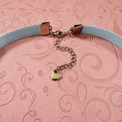 Glass Teardrop Velvet Choker Necklace – Blue Glitter