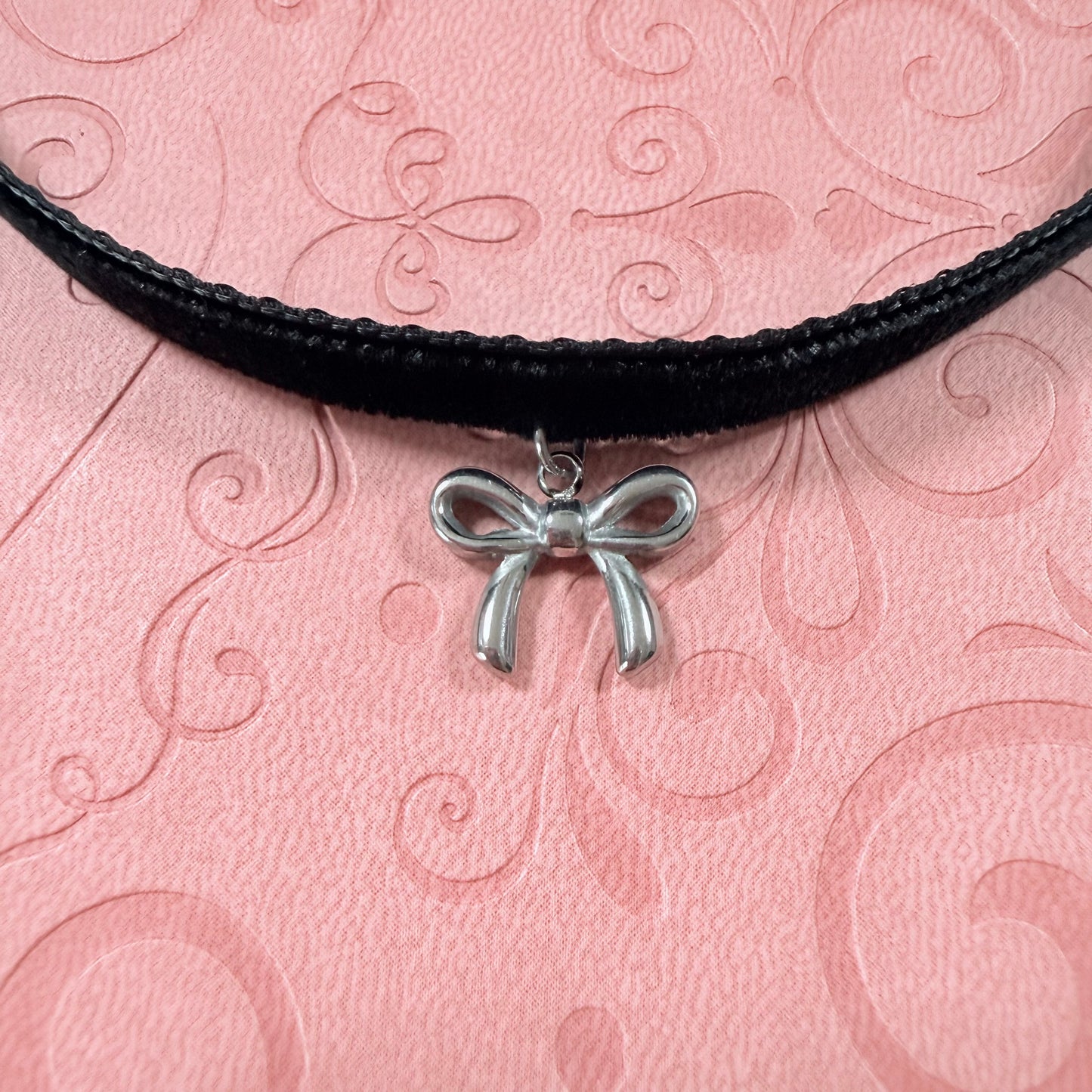 Bow Velvet Choker Necklace