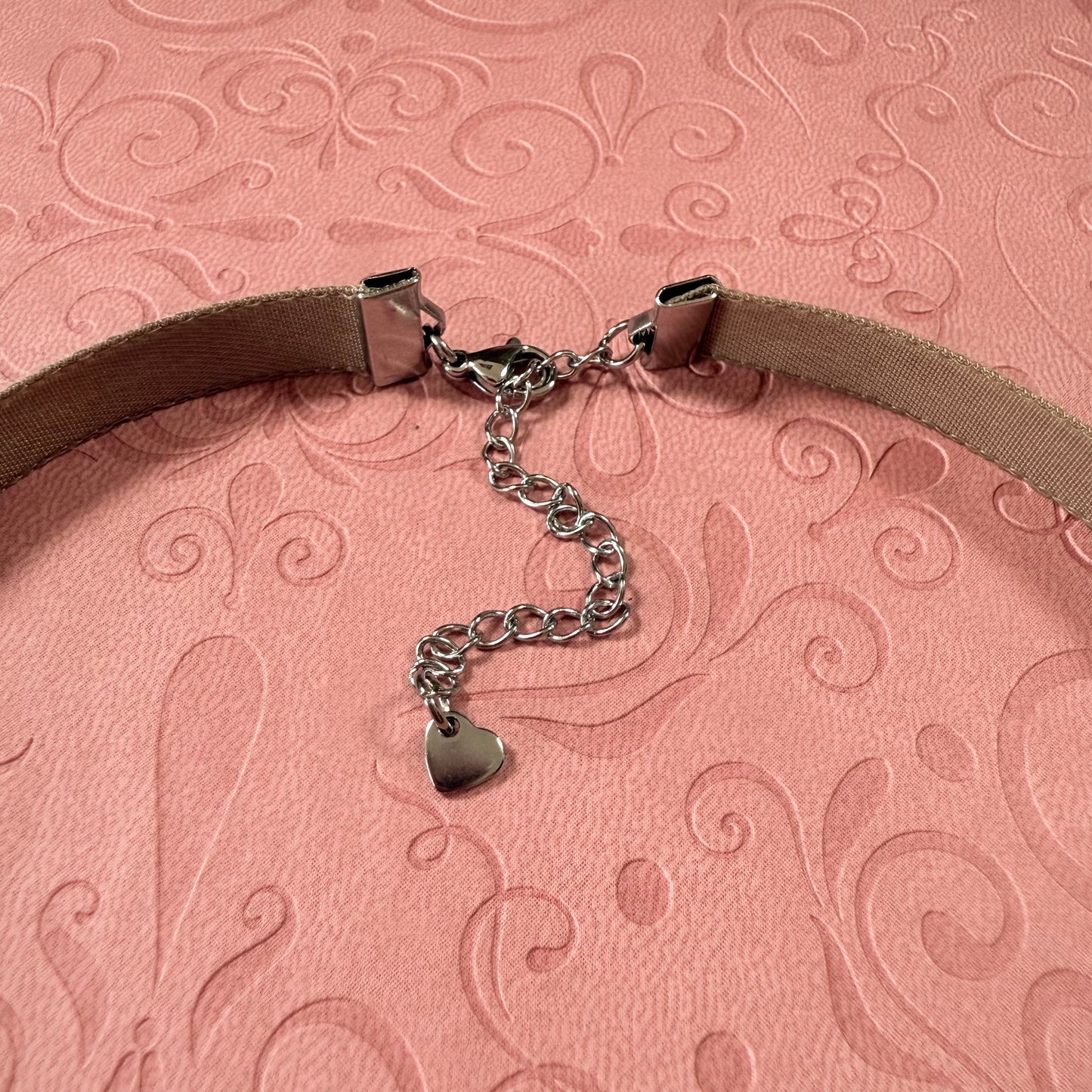 Cafe Brown Velvet Choker Necklace