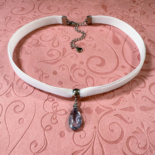 Glass Teardrop Velvet Choker Necklace – Cornflower Mist