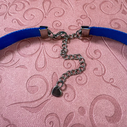 Glass Teardrop Velvet Choker Necklace – Iridescent Sky