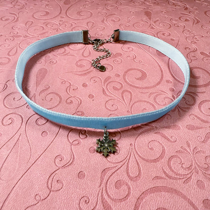 Cubic Zirconia Snowflake Velvet Choker Necklace