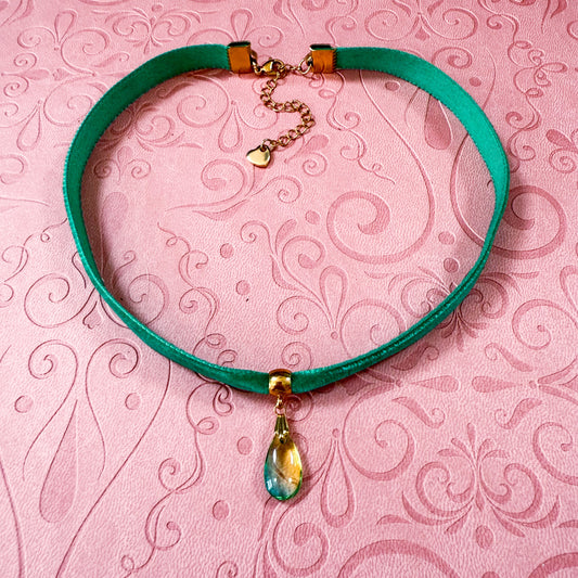 Desert Oasis Glass Teardrop Velvet Choker Necklace