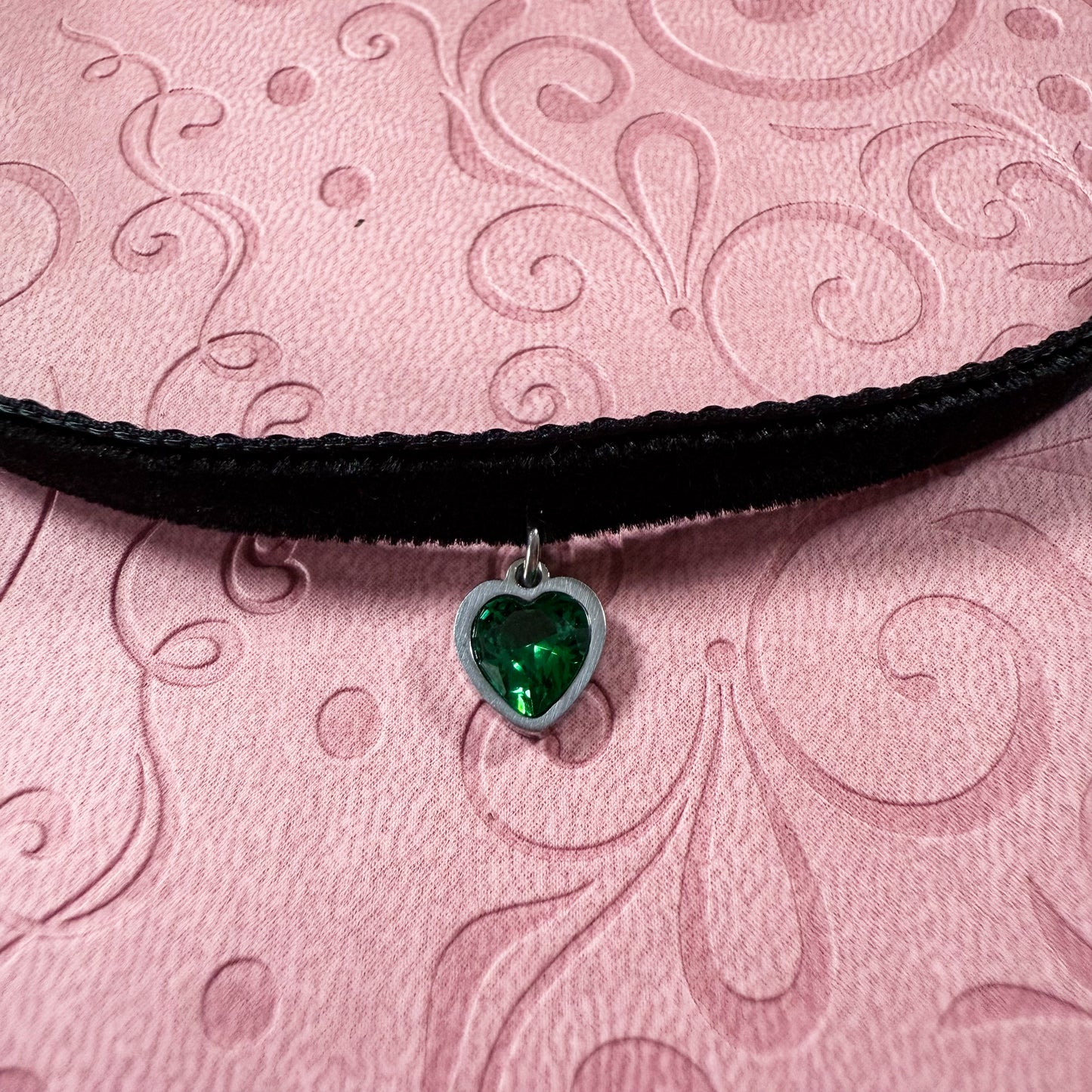 Silver Heart Gem Velvet Choker Necklace