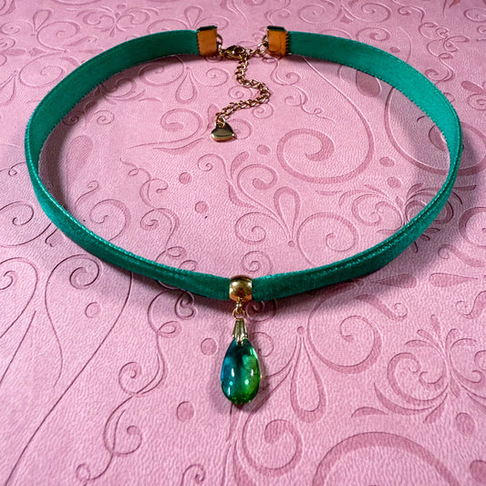 Glass Teardrop Velvet Choker Necklace – Emerald Teal