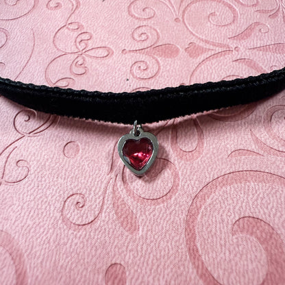 Silver Heart Gem Velvet Choker Necklace