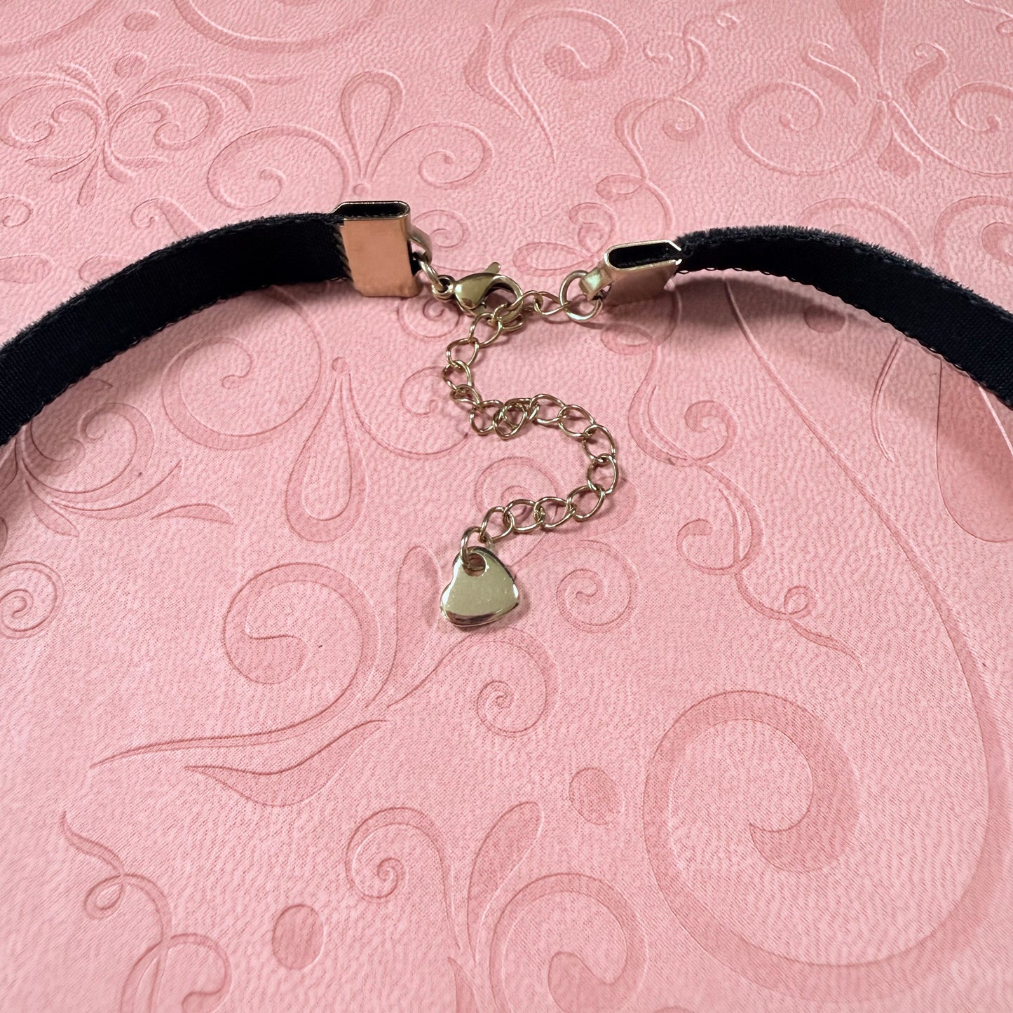 Gold Star Velvet Choker Necklace