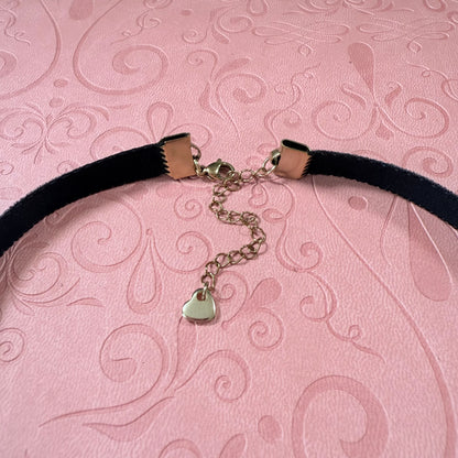 Flower Velvet Choker Necklace