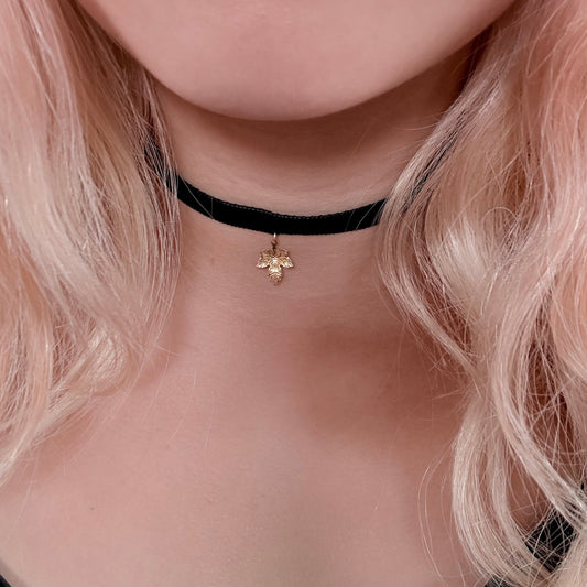 Gold Maple Leaf Velvet Choker Necklace
