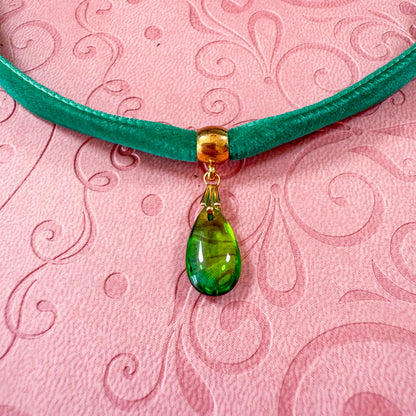 Golden Grove Glass Teardrop Velvet Choker Necklace