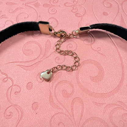 Heart Velvet Choker Necklace