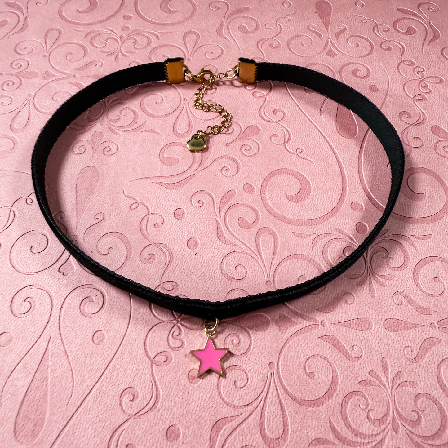 Enamel Star Velvet Choker Necklace