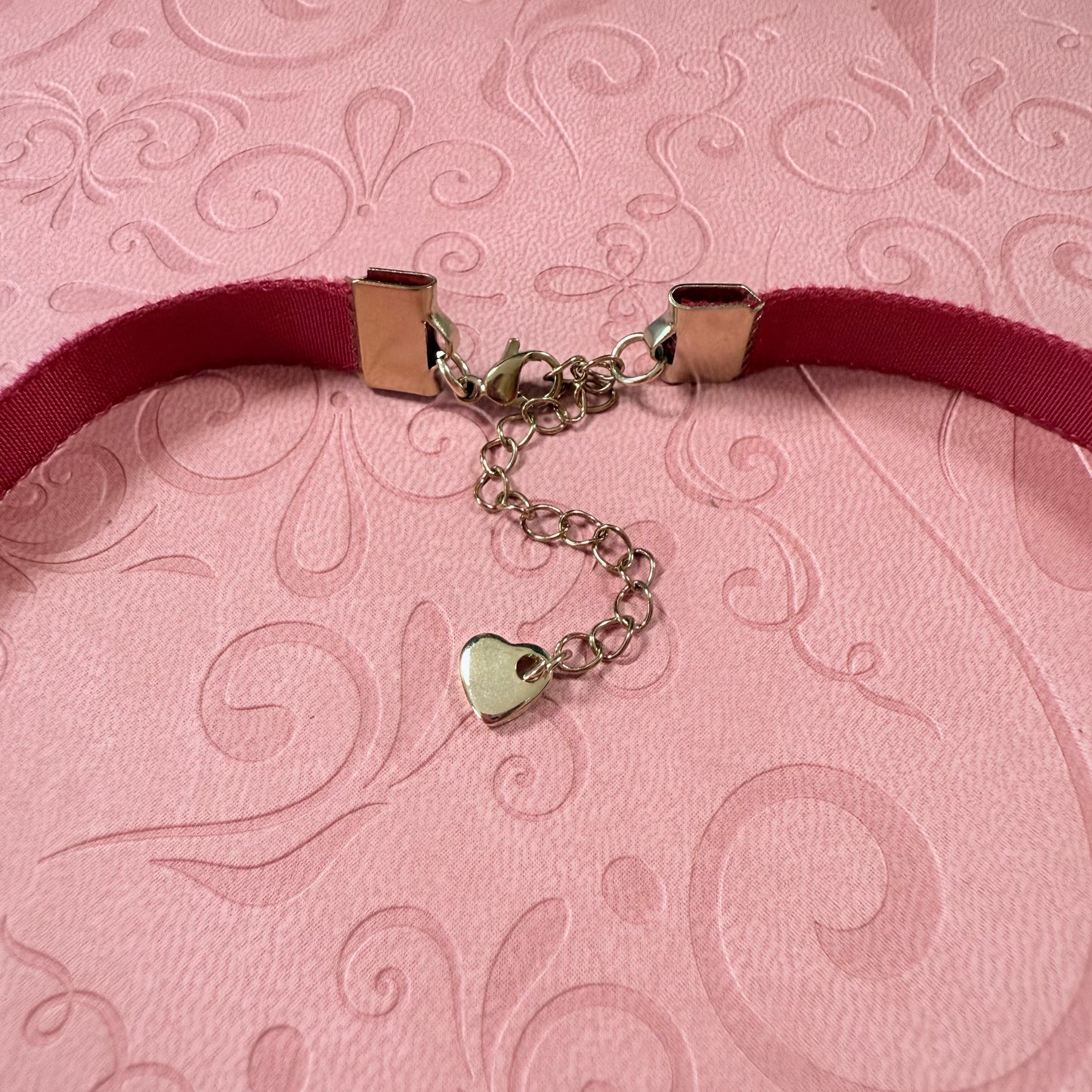 Crystal Heart Velvet Choker Necklace