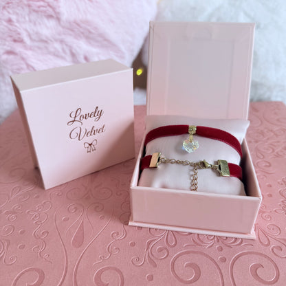 Crystal Heart Velvet Choker Necklace