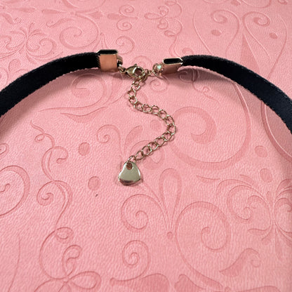 Large Bell Velvet Choker Necklace