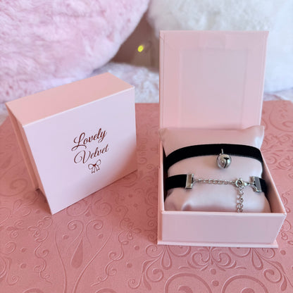 Large Bell Velvet Choker Necklace