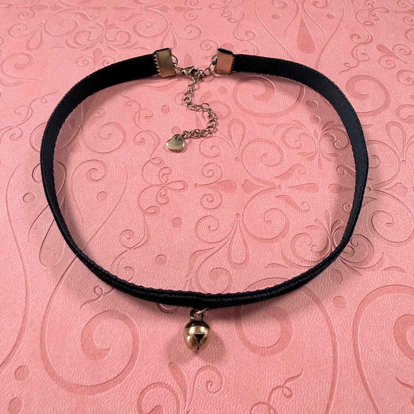 Small Bell Velvet Choker Necklace