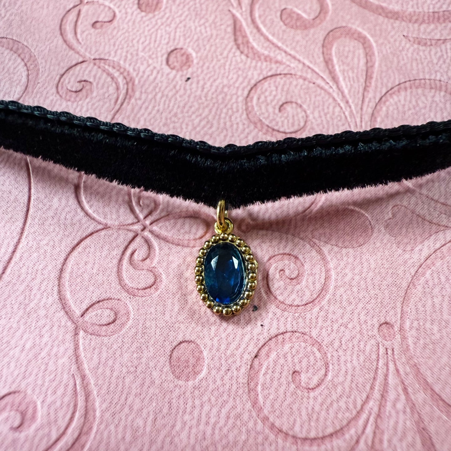 Golden Gem Velvet Choker Necklace