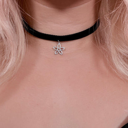 Flower Velvet Choker Necklace