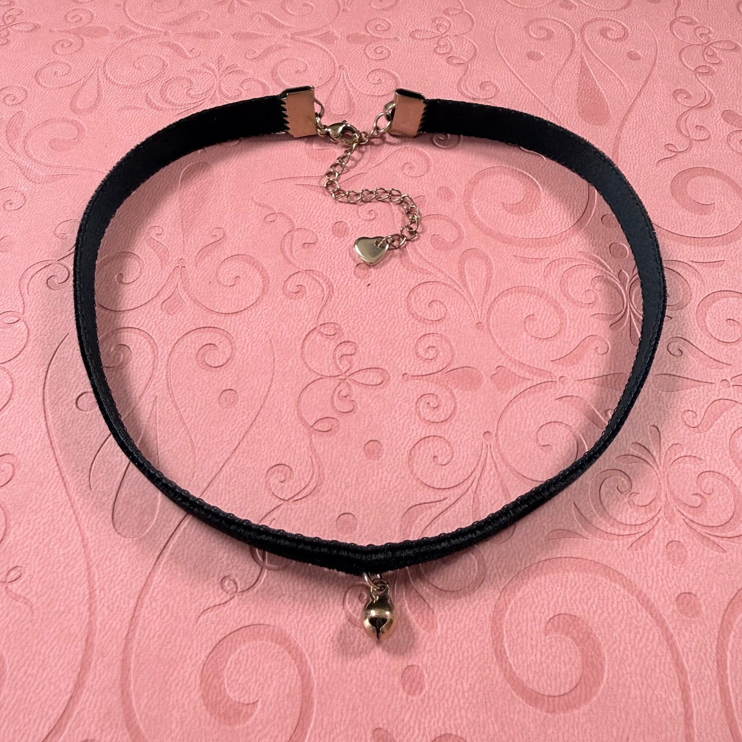 Small Bell Velvet Choker Necklace