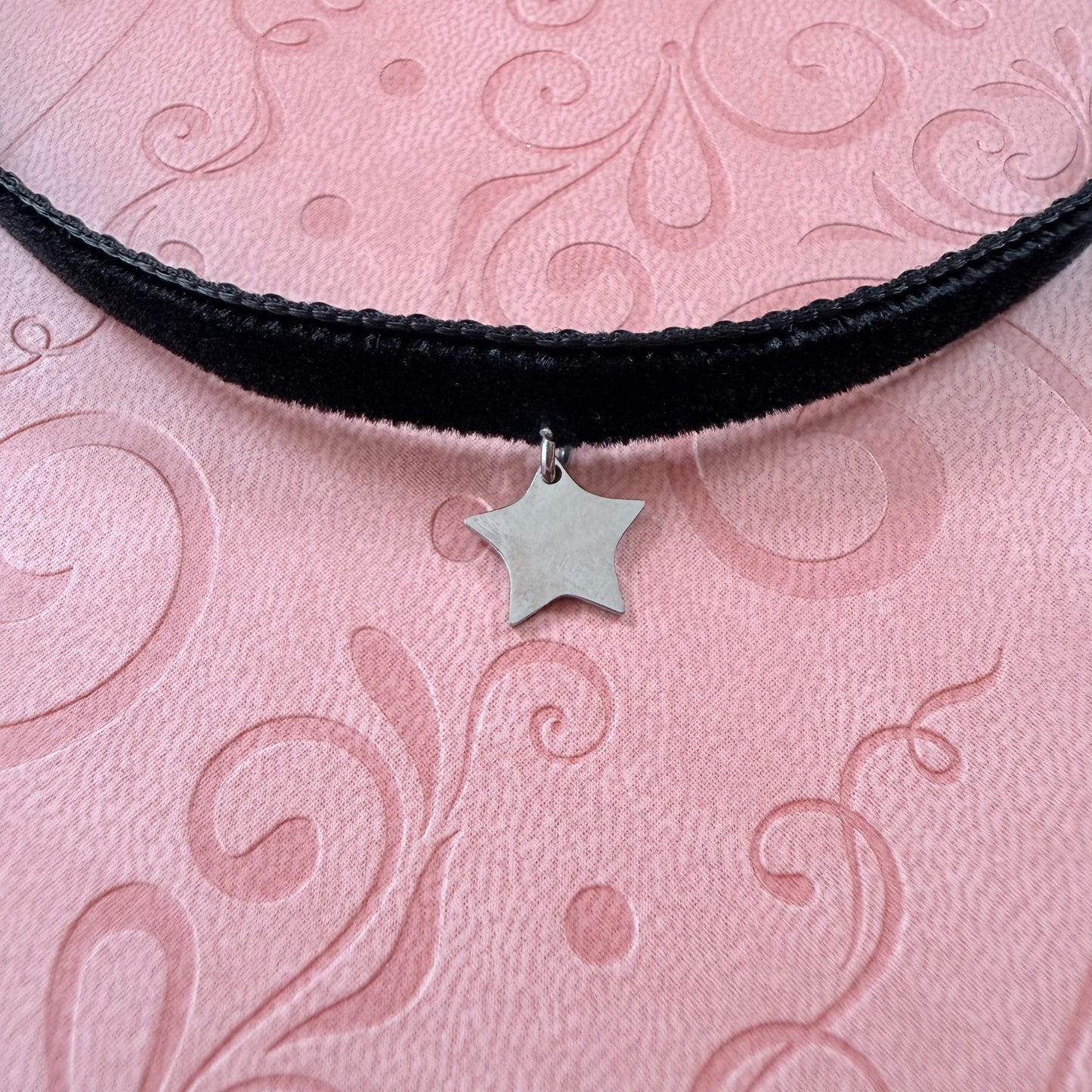 Star Velvet Choker Necklace