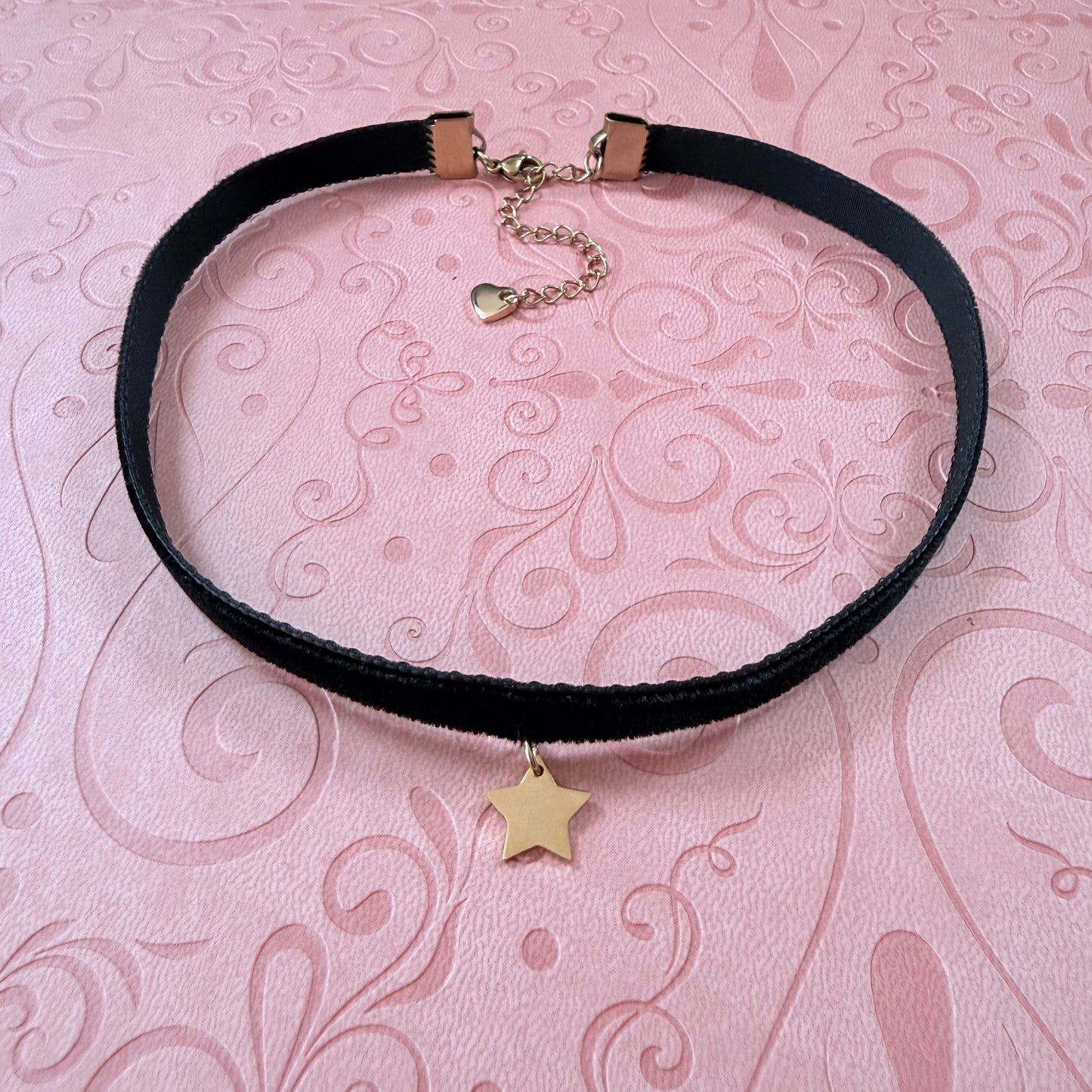 Star Velvet Choker Necklace