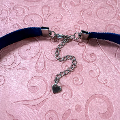 Twilight Violet Glass Teardrop Velvet Choker Necklace