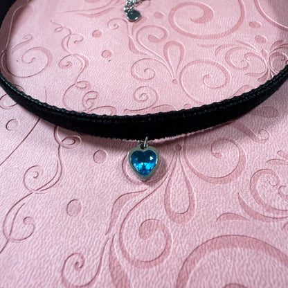 Silver Heart Gem Velvet Choker Necklace