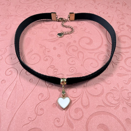 White Heart Velvet Choker Necklace