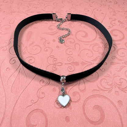 White Heart Velvet Choker Necklace